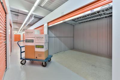 Storage Units at Depotium Mini Entrepôt - Brossard - 2600 Boulevard Matte, Brossard, QC